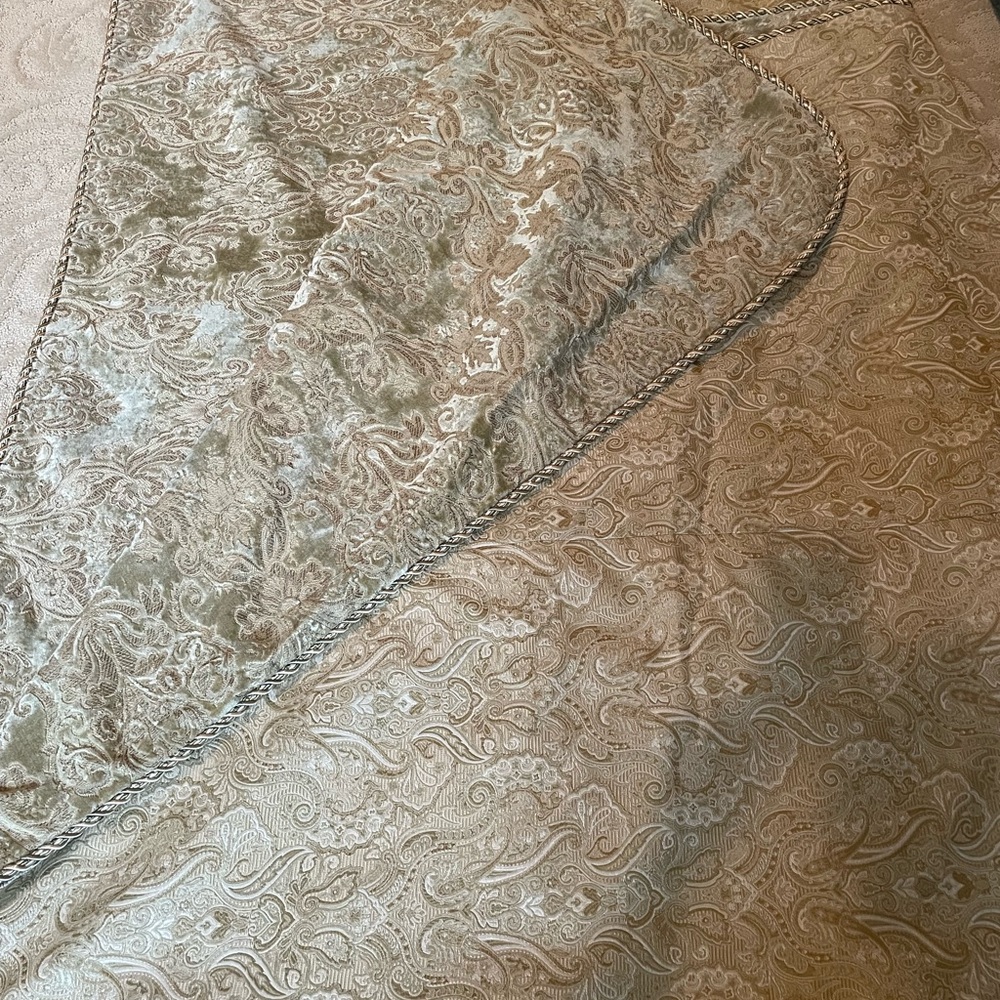 King duvet. Custom made. Reversible. Cut chenille reverses to paisley